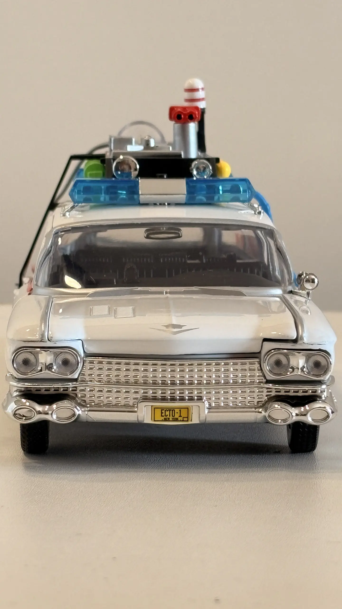 Cadillac  1959 Ecto-1 Cazafantasmas | Jada - Escala 1:24  3
