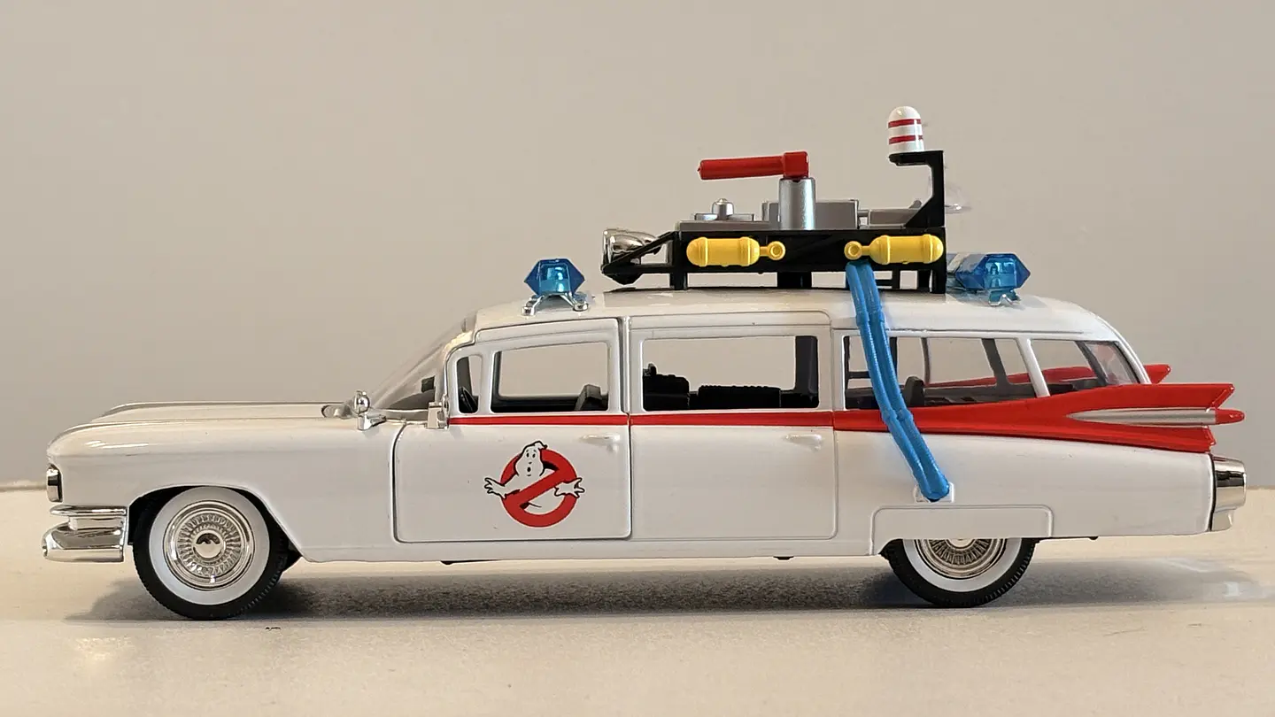Cadillac  1959 Ecto-1 Cazafantasmas | Jada - Escala 1:24  10