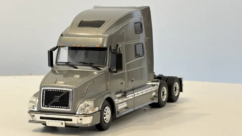 Camión Volvo VN 780 6x4 Escala 1:50 WSI Models 3