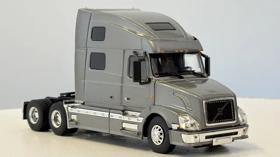 Camión Volvo VN 780 6x4 Escala 1:50 WSI Models 1
