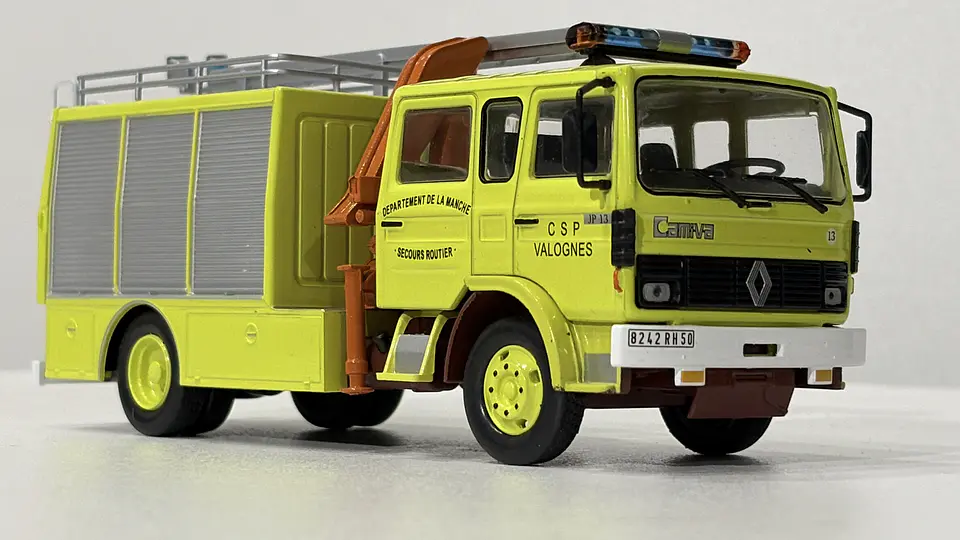 Camión de Bomberos Renault JP13 - Francia  1989 | Edicola Magazine 1/43  3