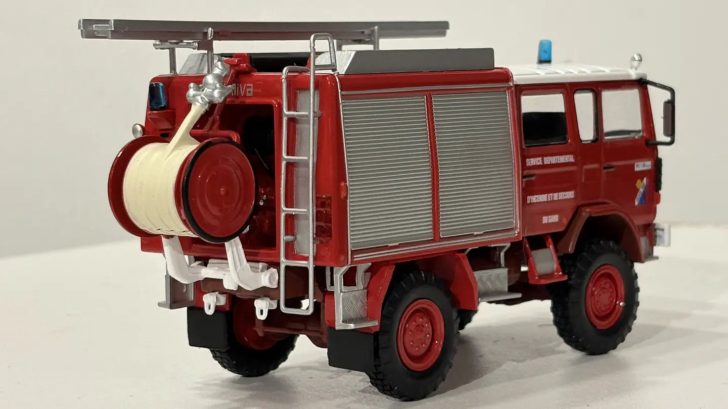 Camión de Bomberos Forestal Renault 95.130 4x4 FPT - Francia 1992 | Edicola Magazine 1:43 5