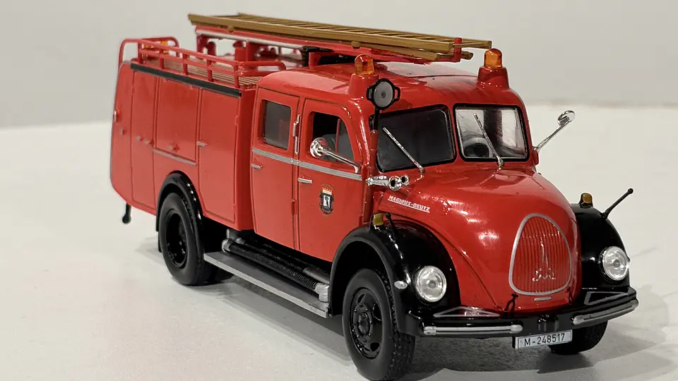 Camión de Bomberos Magirus-Deutz (1961) | Edicola 1:43 9
