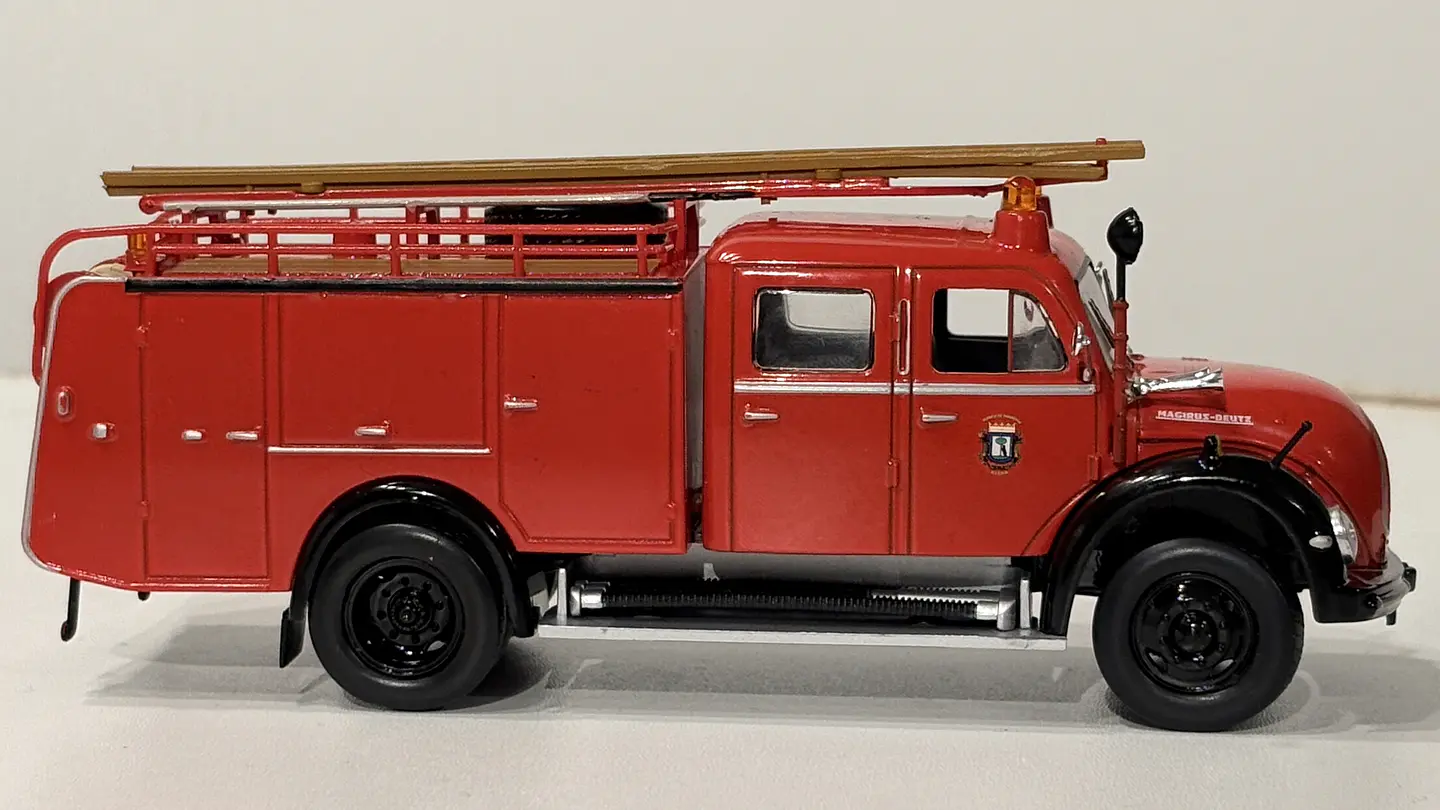 Camión de Bomberos Magirus-Deutz (1961) | Edicola 1:43 4