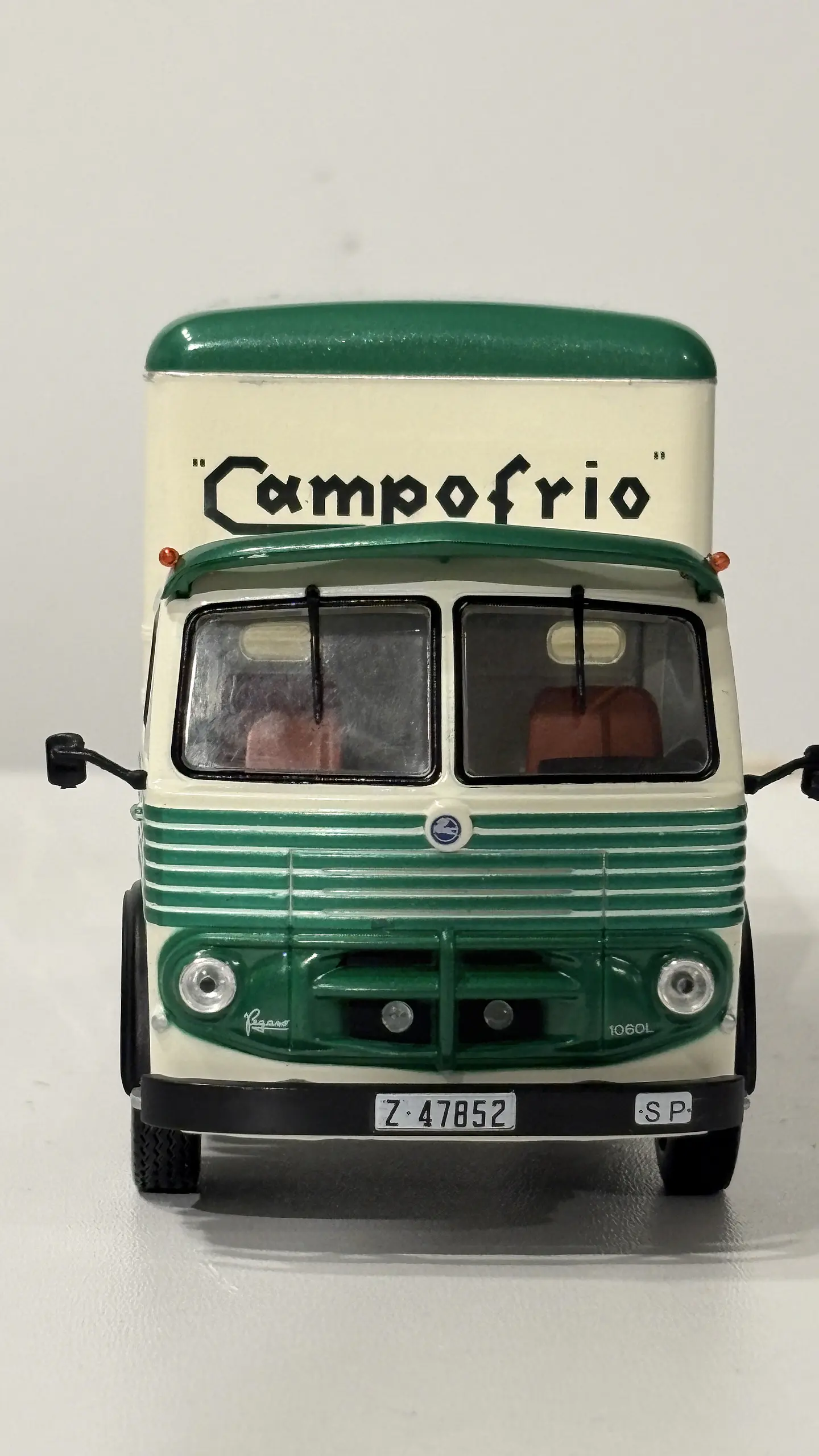 Camión Pegaso 1060L  Campo Frío - España 1966 | Salvat 1:43 2