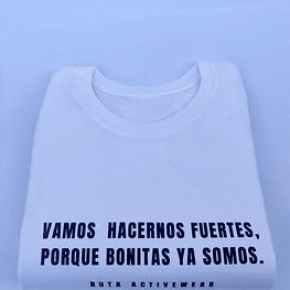 Polera fuerte texto negro