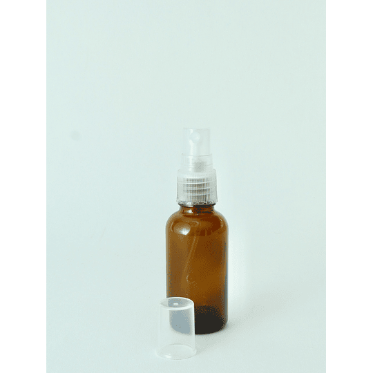 Botella de vidrio ámbar 30 ml con dispensador spray transparente