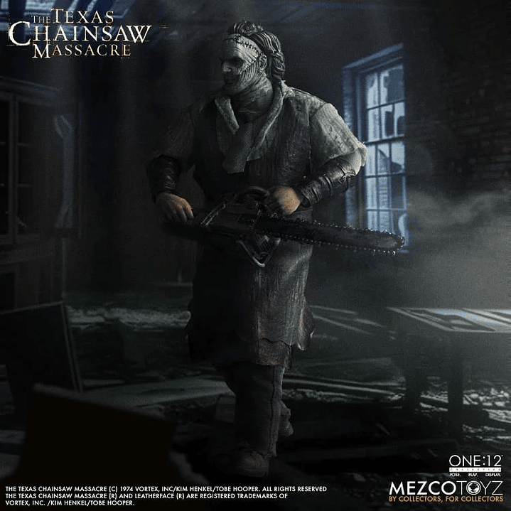 (Pre-venta) Leatherface Mezco Toyz - Texas Chainsaw Massacre 11