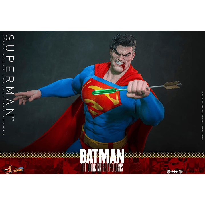 (Pre-Venta) Superman Hot Toys - Batman The Dark Knight Returns 8