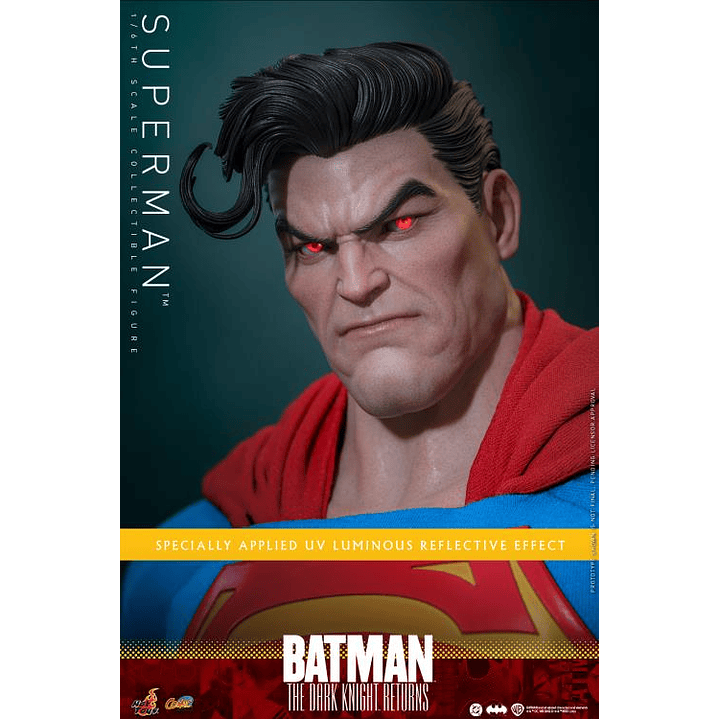 (Pre-Venta) Superman Hot Toys - Batman The Dark Knight Returns 13