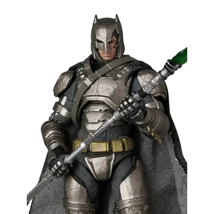 (Pre-Venta) Armored Batman Mafex - Batman v Superman Dawn of Justice 2