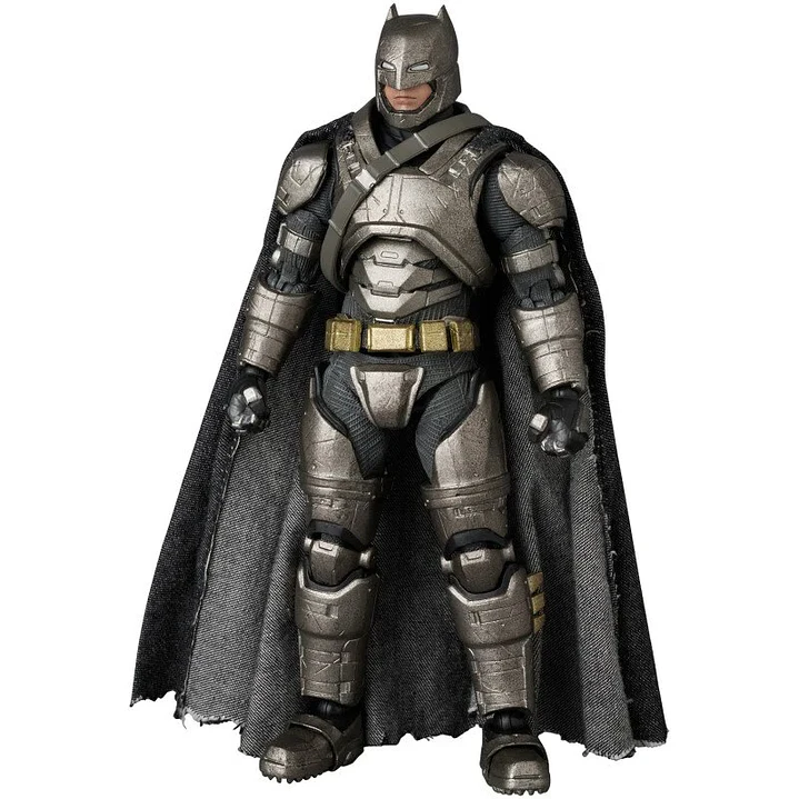 (Pre-Venta) Armored Batman Mafex - Batman v Superman Dawn of Justice 5