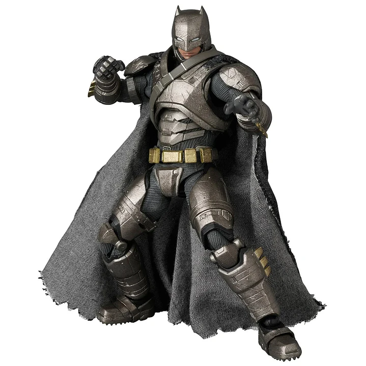 (Pre-Venta) Armored Batman Mafex - Batman v Superman Dawn of Justice 8