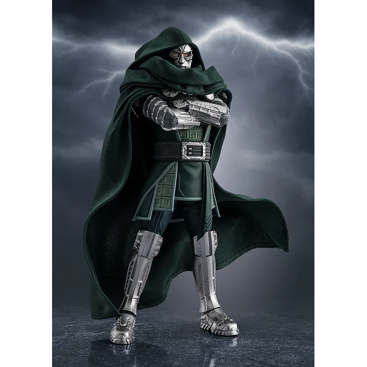 (Pre-Vetnta) Doctor Doom S.H. Figuarts - Avengers Doomsday 3