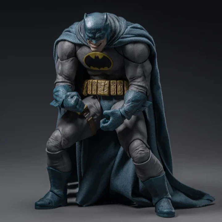 (Pre-Venta) Batman Blue Suit Inart - Batman The Dark Knight returns  1