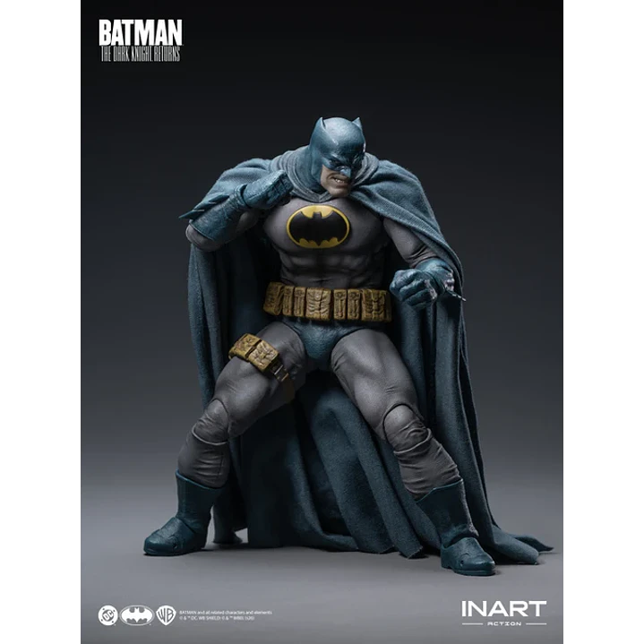 (Pre-Venta) Batman Blue Suit Inart - Batman The Dark Knight returns  4