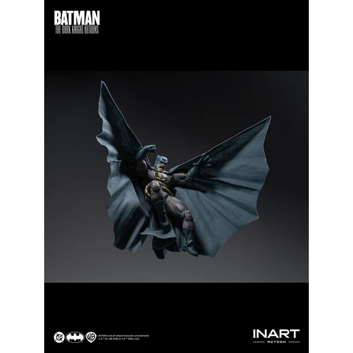 (Pre-Venta) Batman Blue Suit Inart - Batman The Dark Knight returns  11
