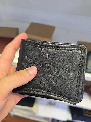 Billetera Cuero Noir Clásica