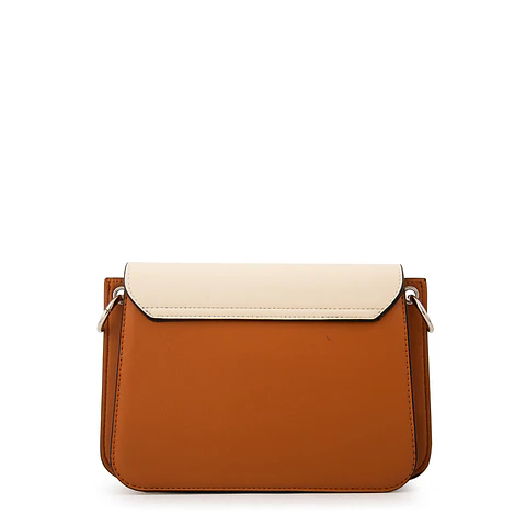 Cartera bandolera con tapa karina mediana camel