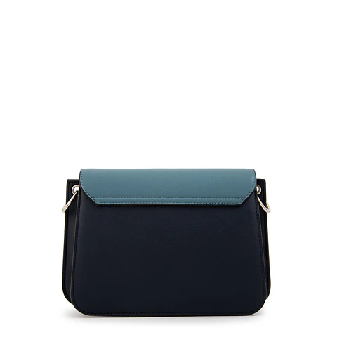 Cartera bandolera con tapa karina mediana azul oscuro