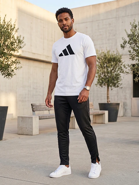Buzo adidas 