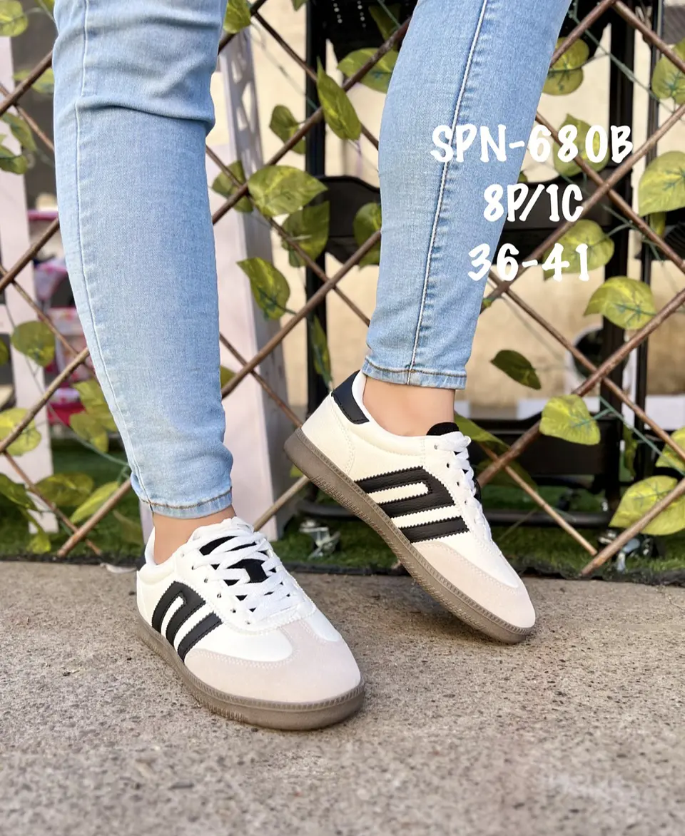 Proveedor de zapatillas originales y alternativas, ropa, accesorios y bolsos  18