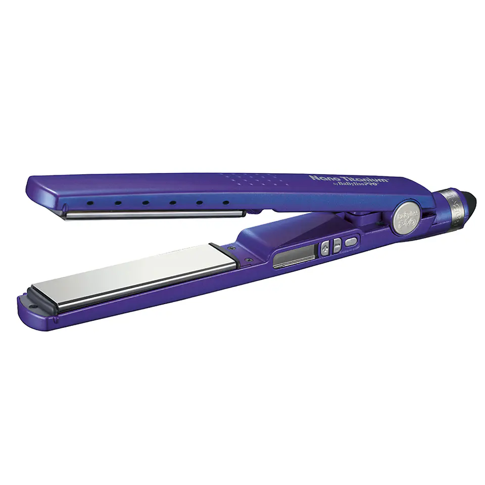 Plancha Iónica Digital BaBylissPRO Nano Titanium 1 ¼” Efecto Tornasol 1