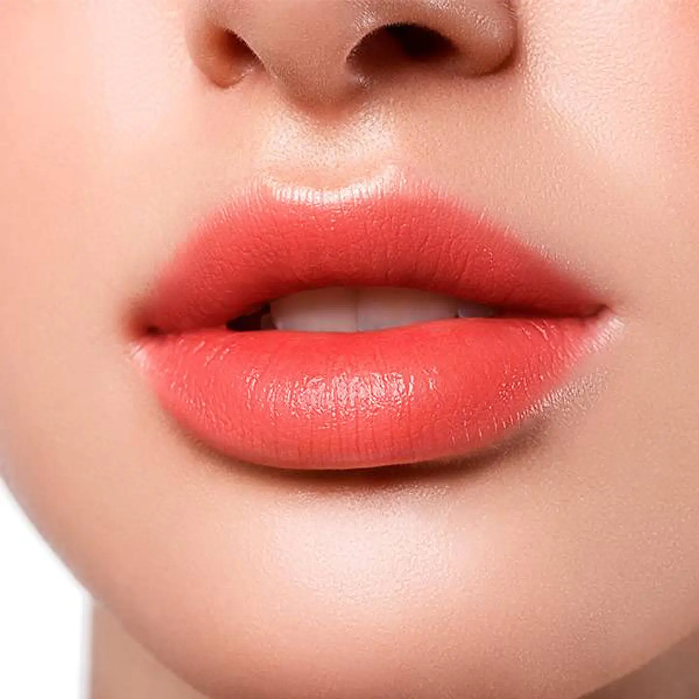 Bálsamo Protector Labial Kiss my Lips VOGUE Super Fantastic 4.8g 3