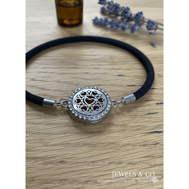 pulseira regulável para difusão de óleos - corações 1