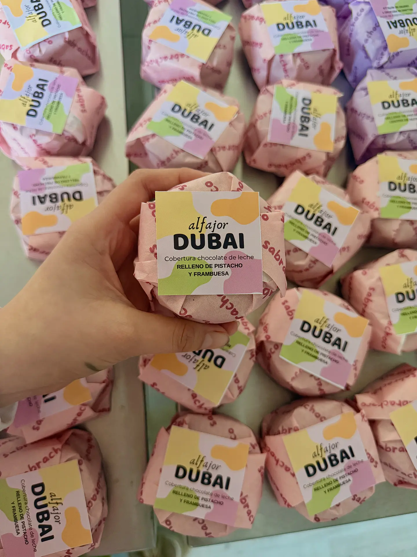 Alfajor pistacho - frambuesa 100g 2
