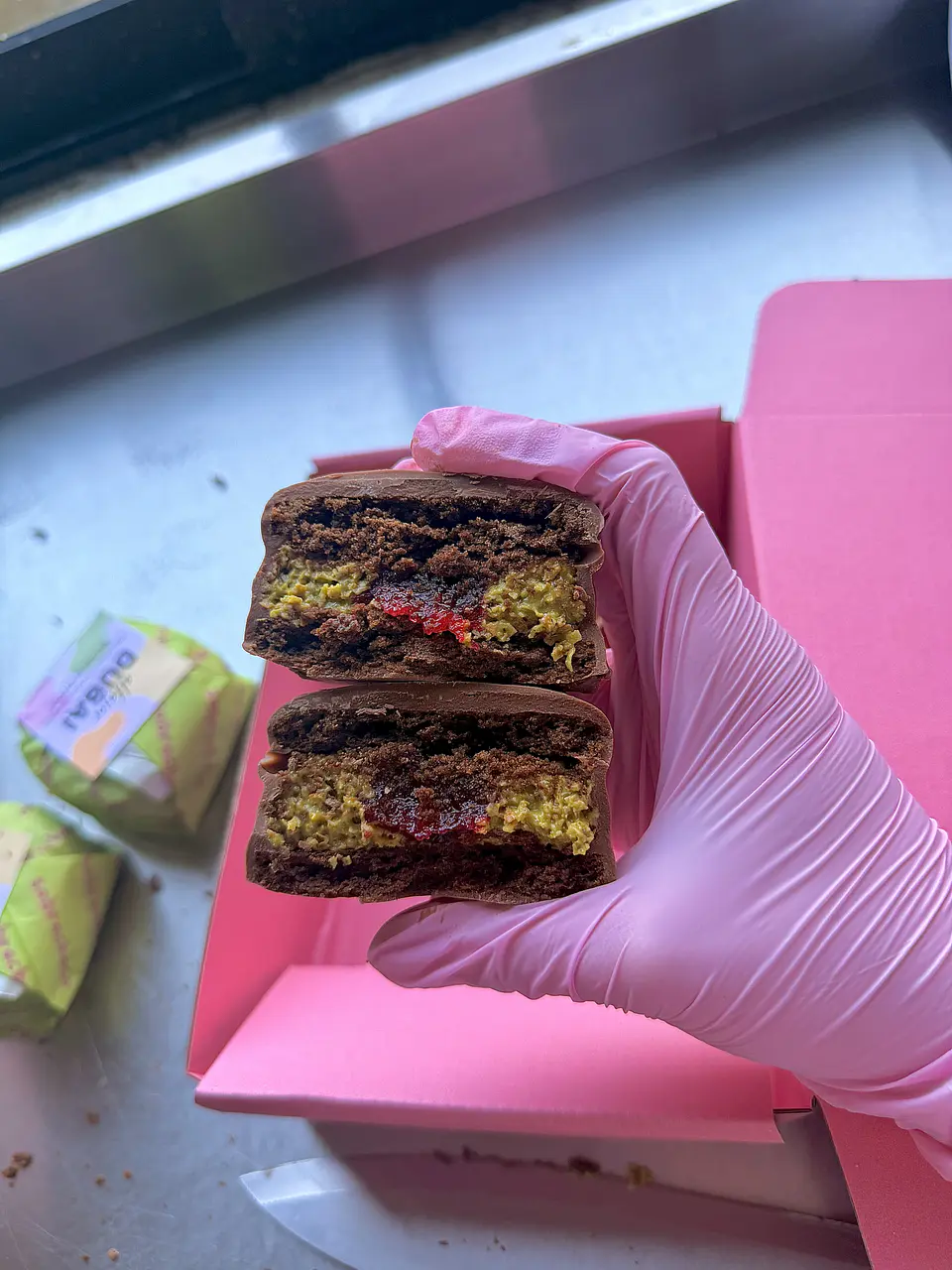 Alfajor pistacho - frambuesa 100g 1