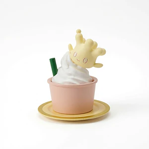 Takara Tomy Gashapon Pokemon Yummy! Sweets Mascot - Milcery v.2