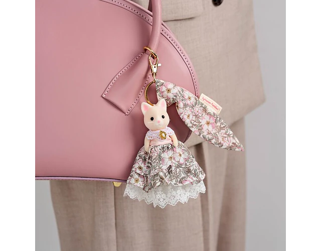 Sylvanian Families – Llavero Lulu Gato de Seda “Liberty Print”