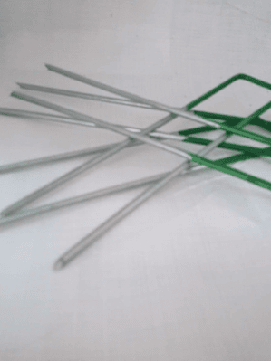 Grampos Metálicos para Fixação de Relva Artificial (25 unidades)