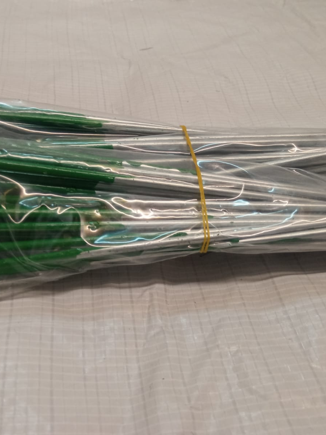 Grampos Metálicos para Fixação de Relva Artificial (25 unidades) 3