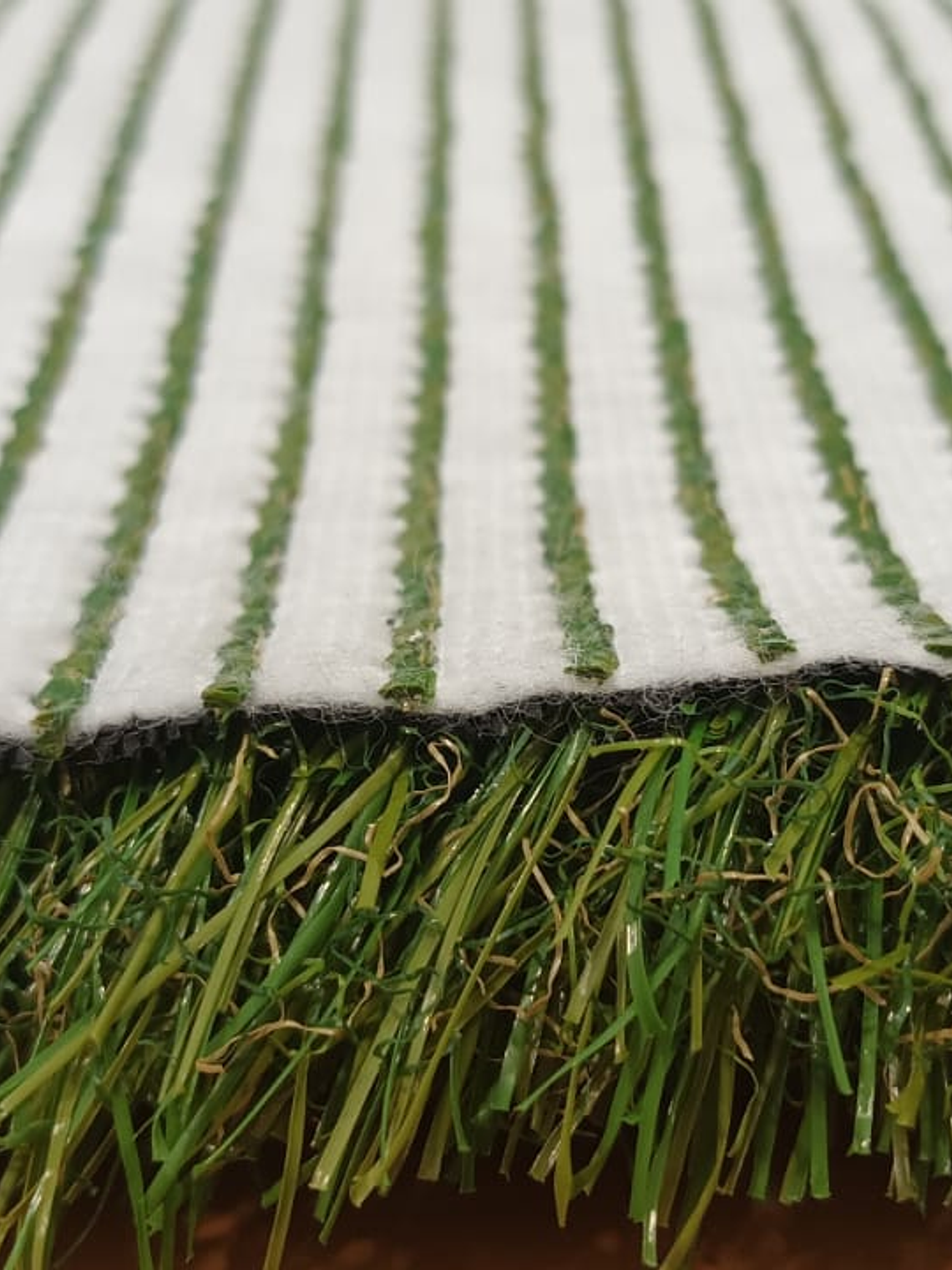 Relva artificial de Luxo Veneza 38 (100% Reciclável) - Rolos  1,95x10m (19,5 m2) 2