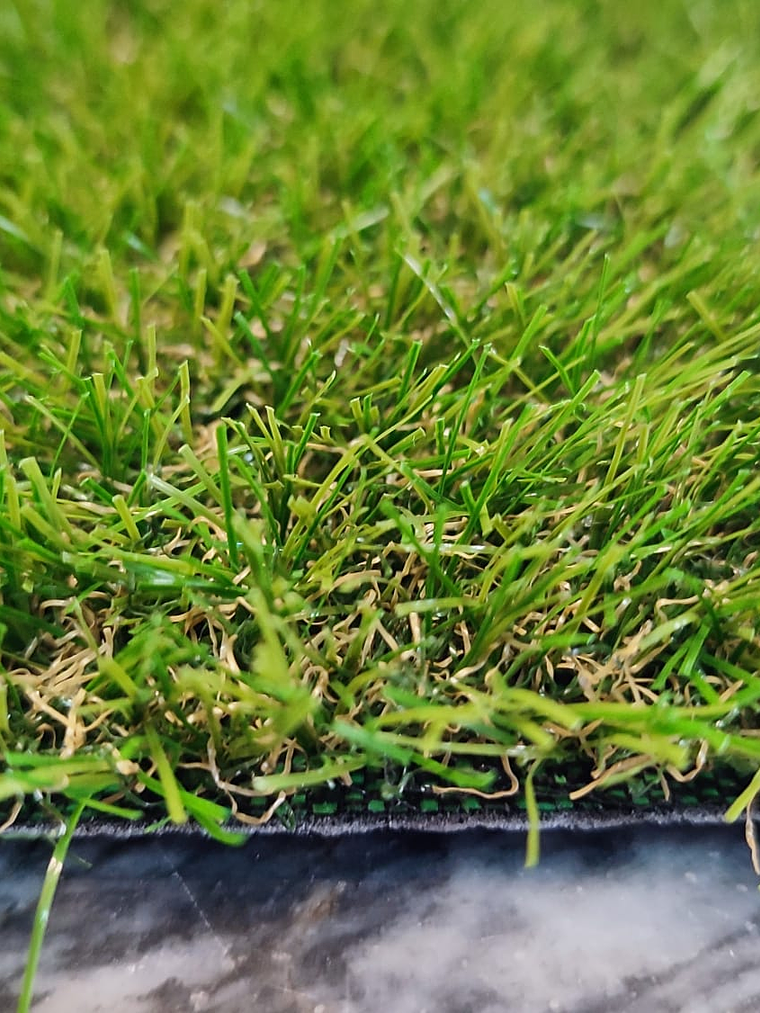 Césped Artificial Decorativo - SACORE30 (Rollo de 20m²) 4