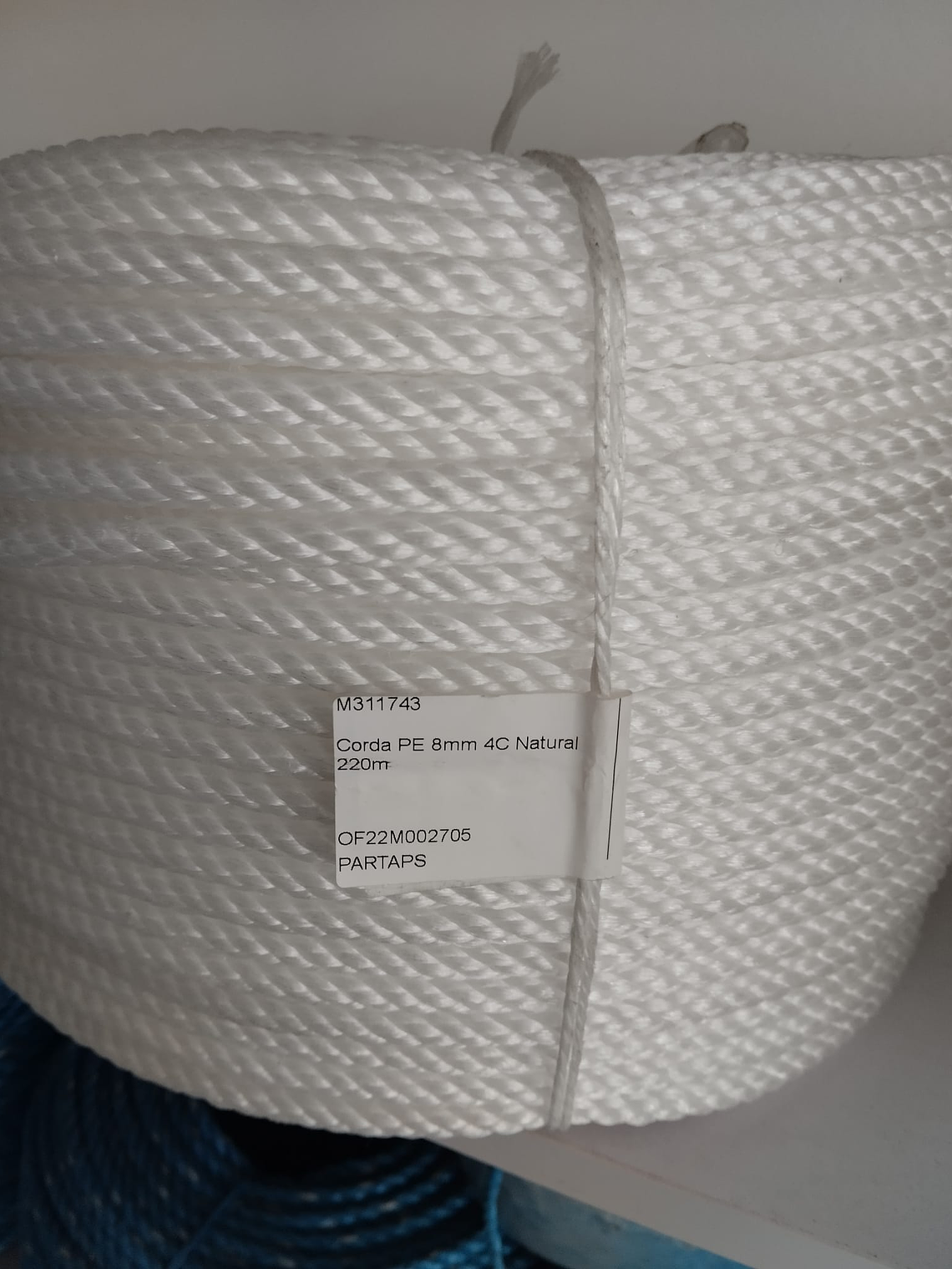 White polyethylene rope - in a full roll 3
