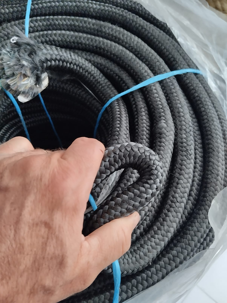 Corda Entraçada de Multifilamentos Preta - Metro 2