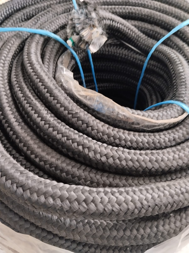 Corda Entraçada de Multifilamentos Preta - Metro 4