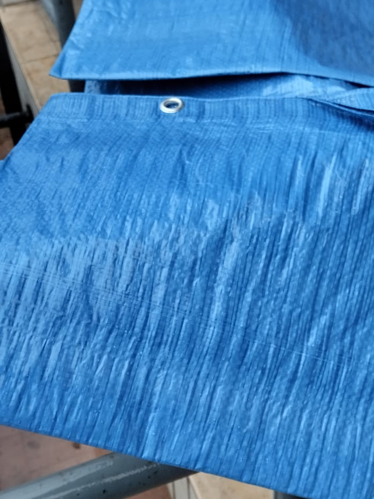 Lona/Toldo azul impermeável (90 gramas / m2) 2