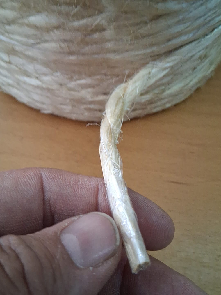Sisal thread 2 cables-coil 2