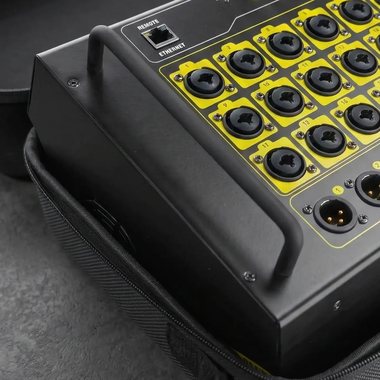 Consola Digital SKP D-Track 26R de 24 Canales 7