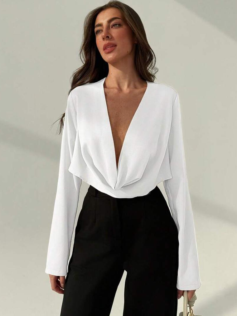 BLUSA CON ESCOTE PLUNGE MANGA LARGA 2