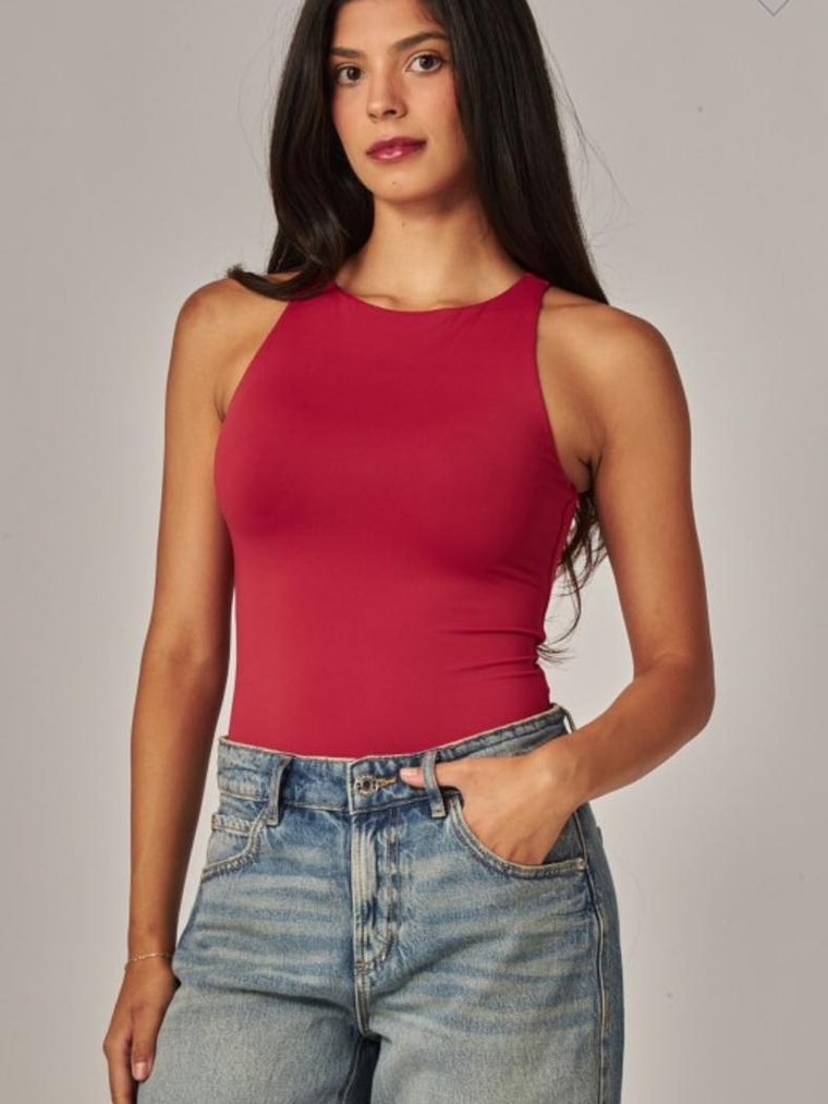 BODY BASICO SIN MANGAS CUELLO ALTO  4