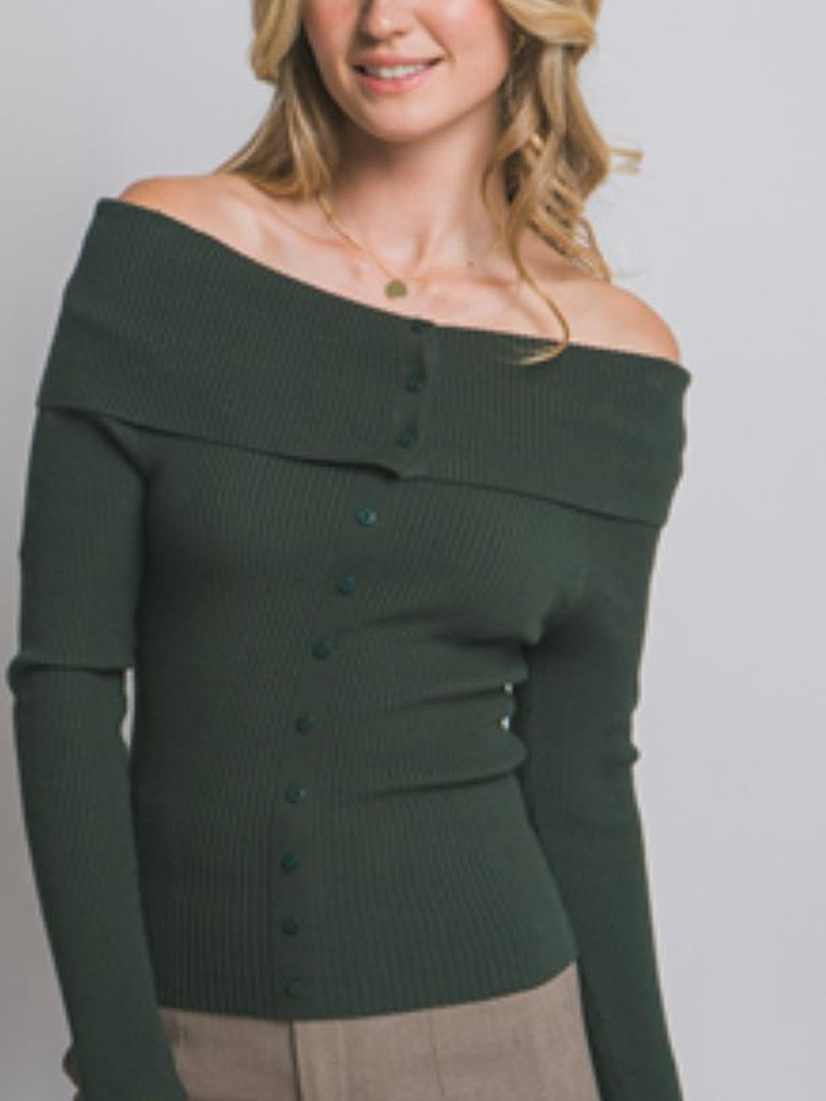 BLUSA DE HOMBROS CAIDOS CON BOTONES  1