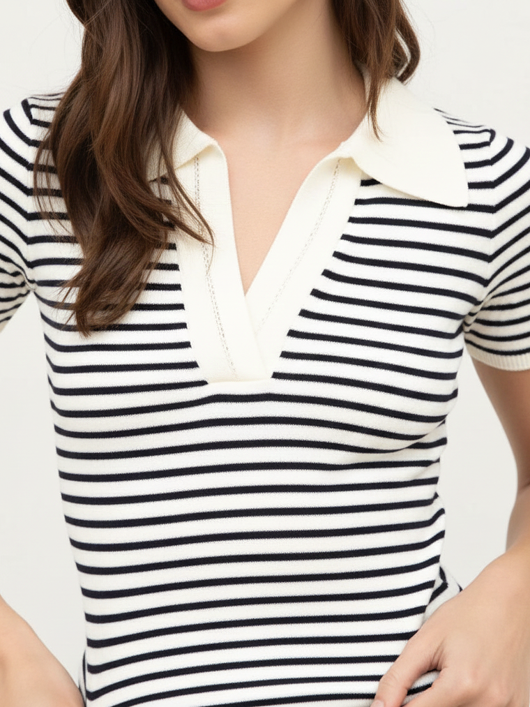 BLUSA BASICA A RAYAS CON CUELLO EN V 1