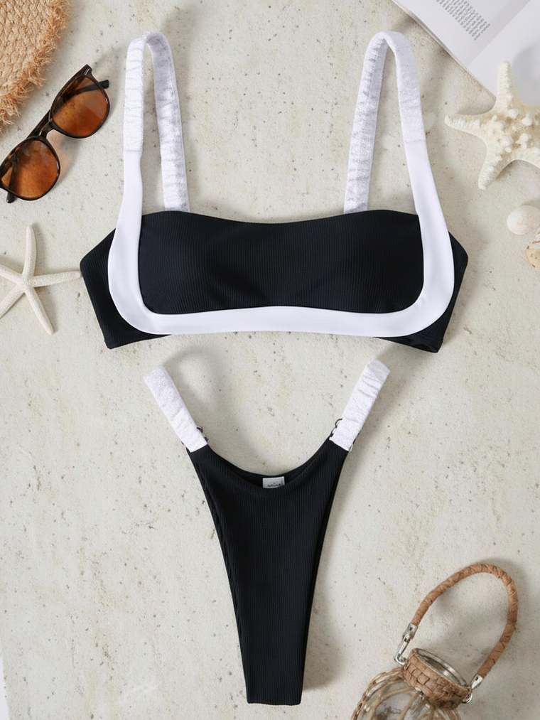 TRAJE DE BAÑO DE BIKIN DE HILO ALTO  1