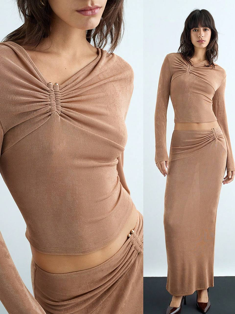 BLUSA MANGA LARGA AJUSTADA TENDENCIA  1