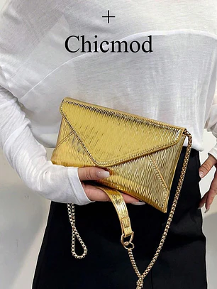CARTERA ESTILO SOBRE DORADO